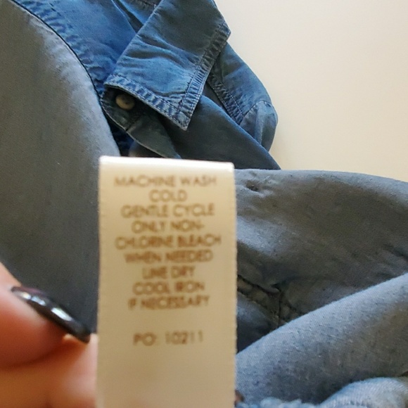 Chambrai Shirt - Picture 5 of 6